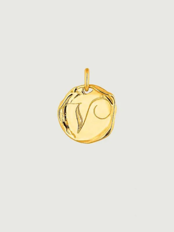 Charms De Letras-Aristocrazy Charm Artesanal De Plata 925 Banada En Oro Amarillo De 18K Con Inicial V