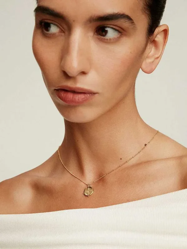 Collares De Plata-Aristocrazy Colgante De Plata 925 Banada En Oro Amarillo De 18K Con Medalla Estilo Antiguo